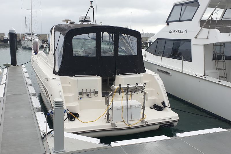 Marina Berth Set up by Hauraki Fenders.  Supply and installation of dock lines, marina fenders, dock wheels and pole fenders.  Grand Pacific, Ultralon, Marinaquip and Barrier Fenders. 