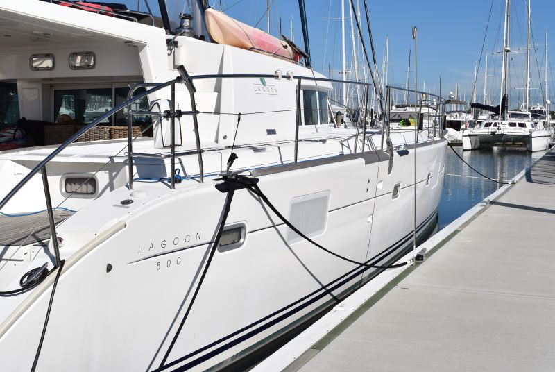 Marina Berth Set up by Hauraki Fenders.  Supply and installation of dock lines, marina fenders, dock wheels and pole fenders.  Grand Pacific, Ultralon, Marinaquip and Barrier Fenders. 